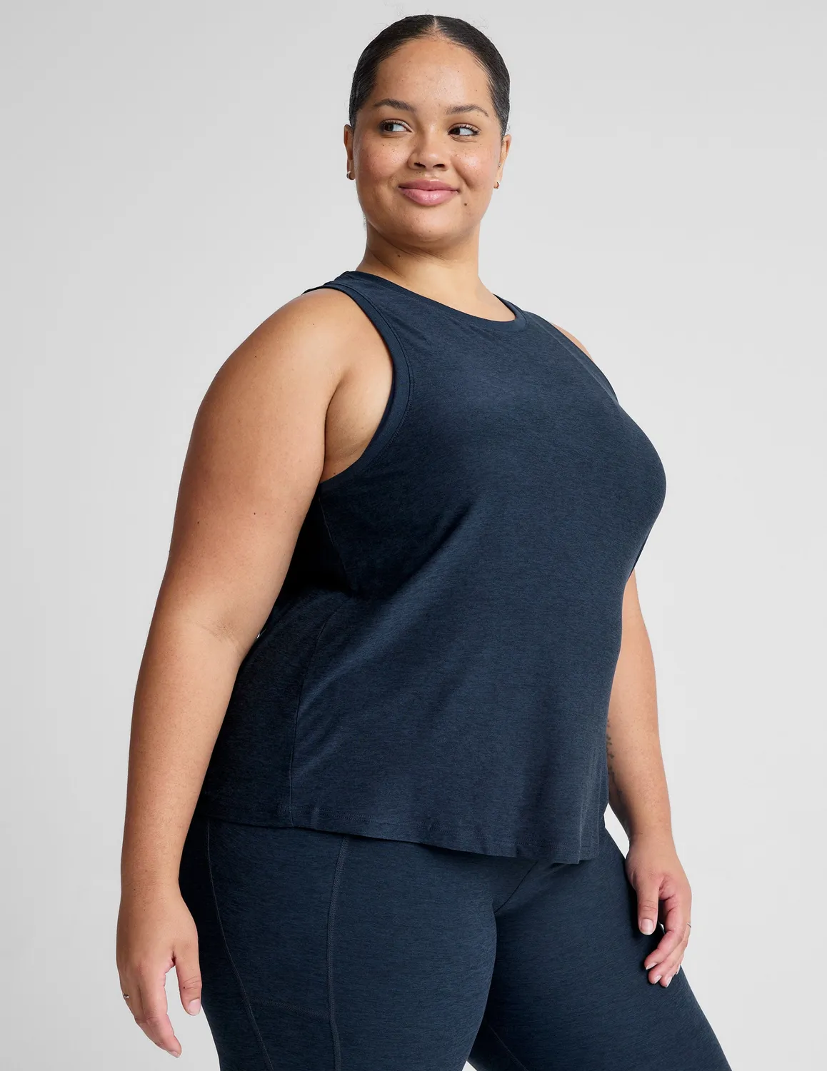 Beyond Yoga Featherweight Rebalance Tank linne Nocturnal Navy