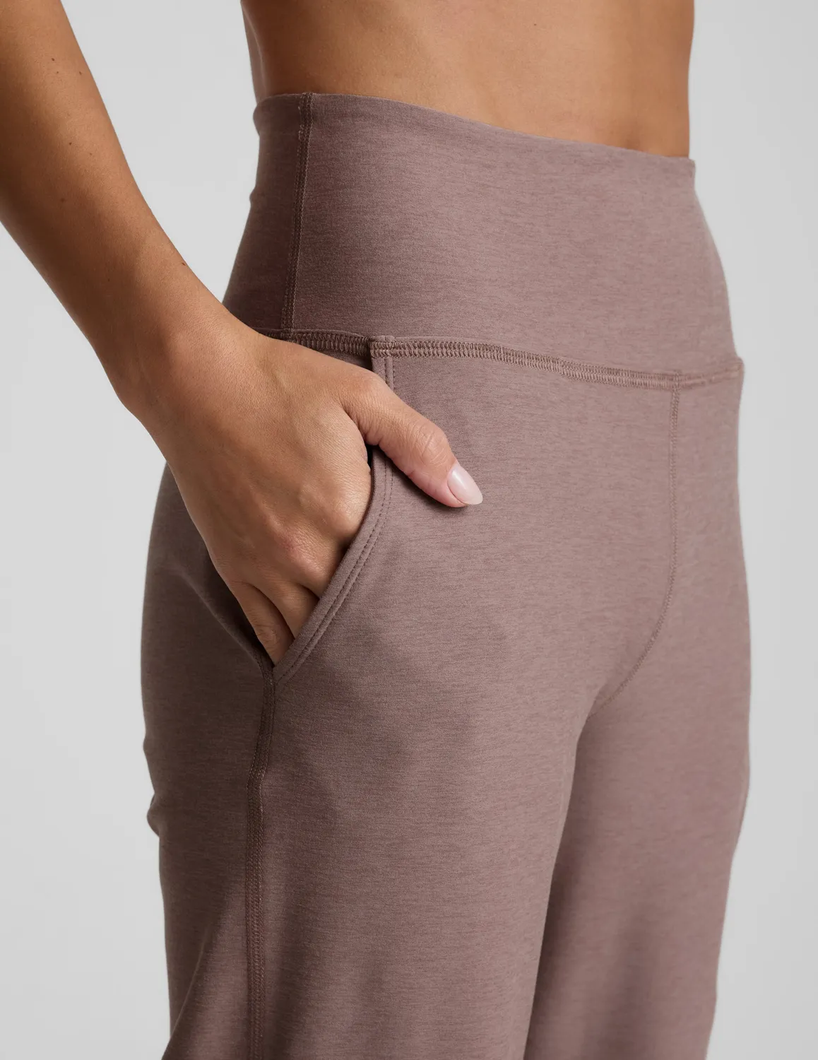 Beyond Yoga Spacedye Laid Back Wide Leg Pant 31 byxor Rosey Taupe