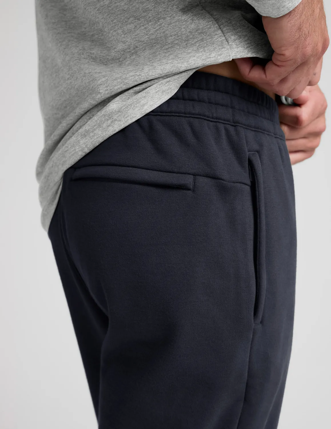 Beyond Yoga LuxeFleece Classic Men's joggerbyxor Nocturnal Navy varm