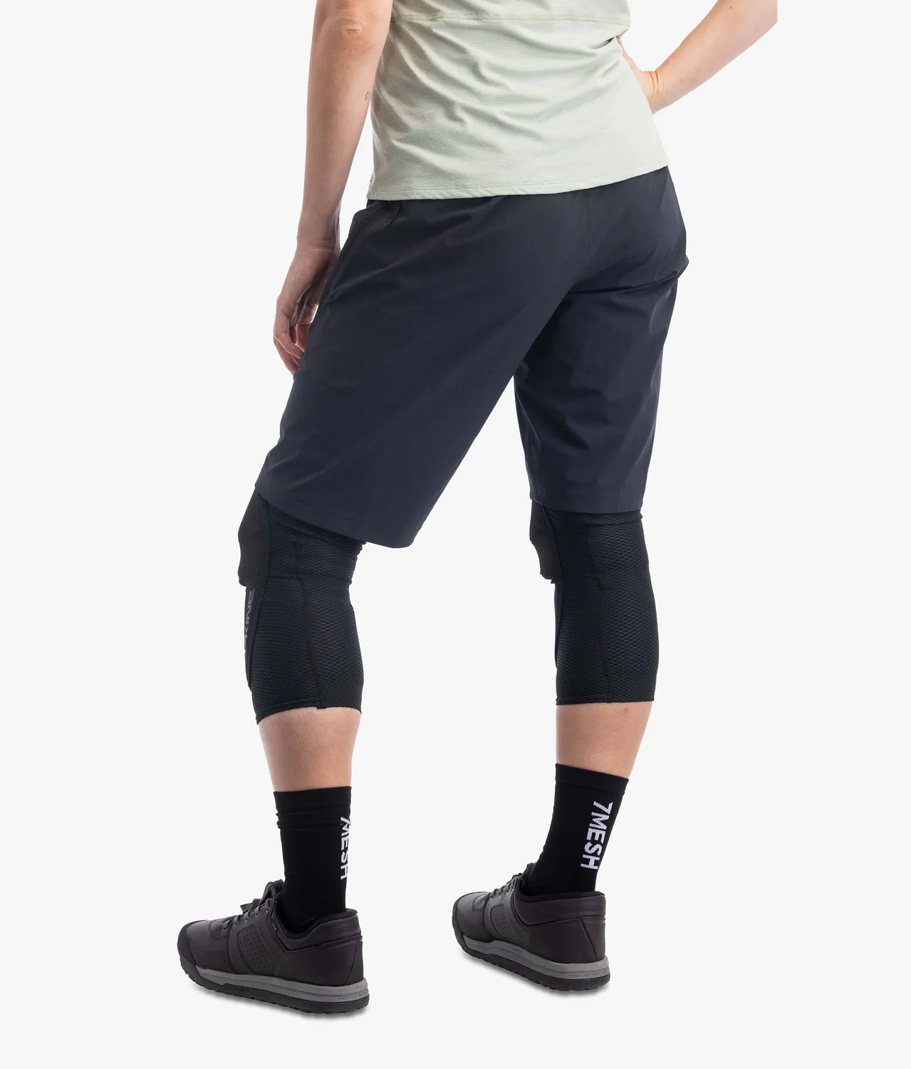 7MESH Transition 12 shorts dam Black vattenavvisande