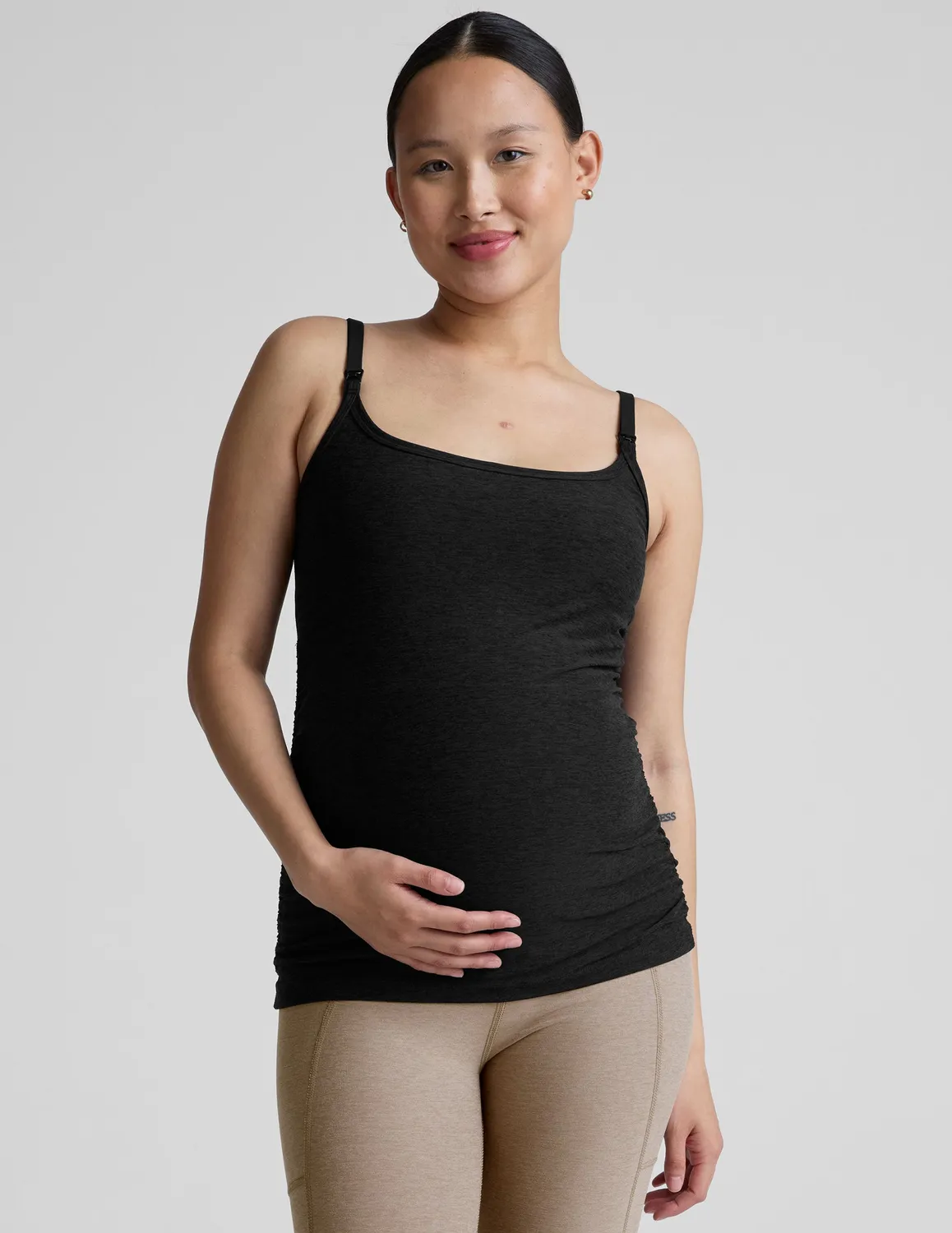 Beyond Yoga Spacedye Keep It Simple Nursing Tank amningslinne Darkest Night nära
