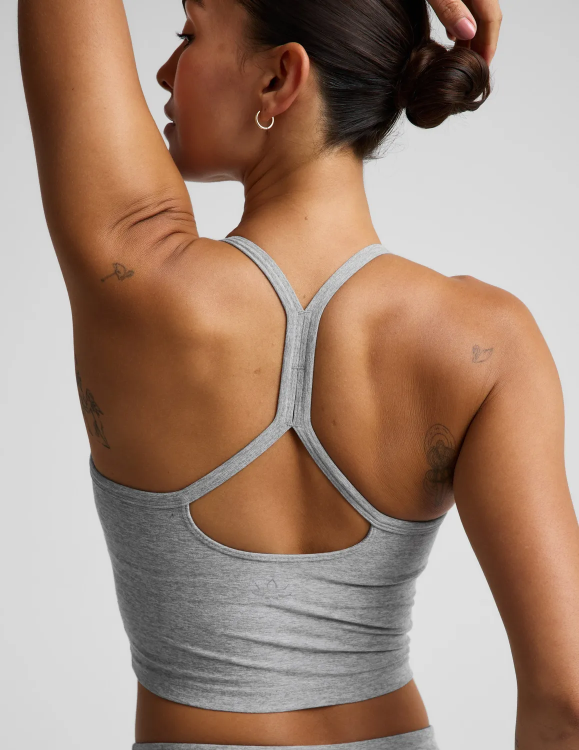 Beyond Yoga Spacedye Slim Racerback träningslinne Silver Mist croppad