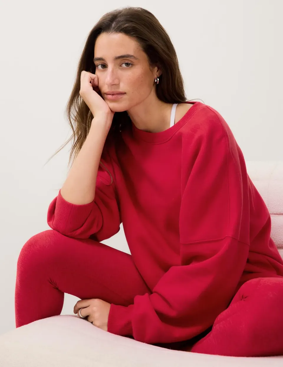 Beyond Yoga LuxeFleece 2.0 Oversized Crewneck sweatshirt Scarlet Red