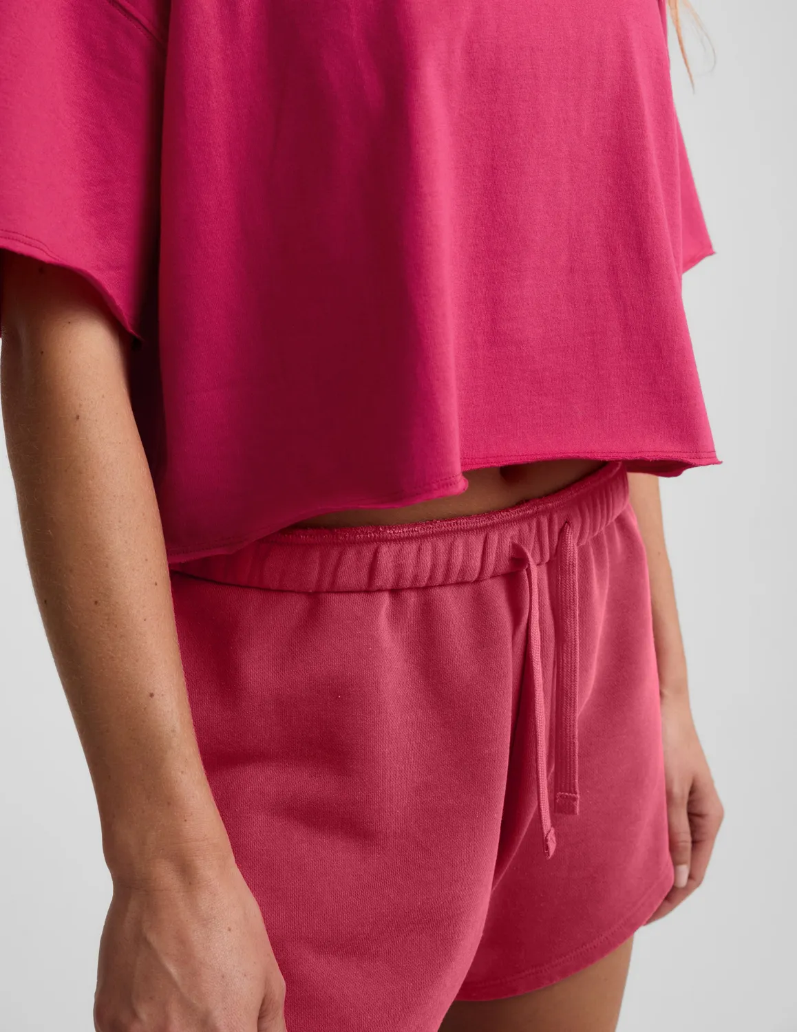 Beyond Yoga SoftKnit Better Than Ever Cropped t-shirt röd bomull