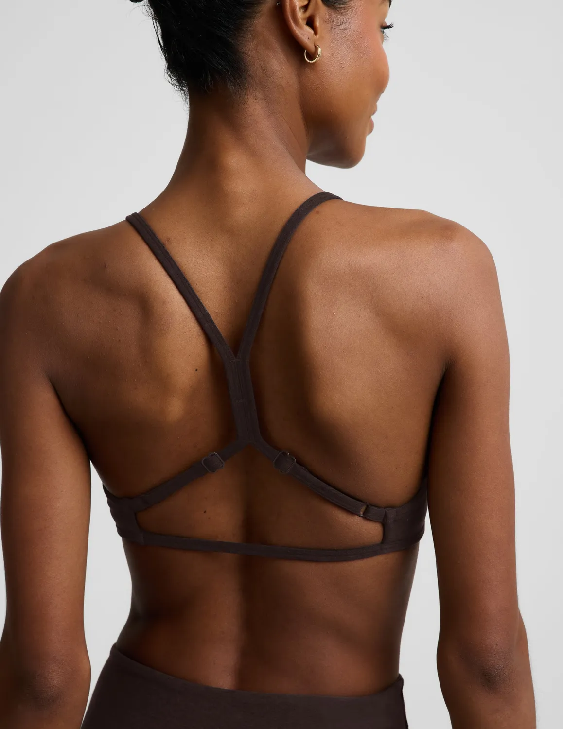 Beyond Yoga Spacedye Minimal Bra sport-bh Dark Chocolate Heather lätt stöd