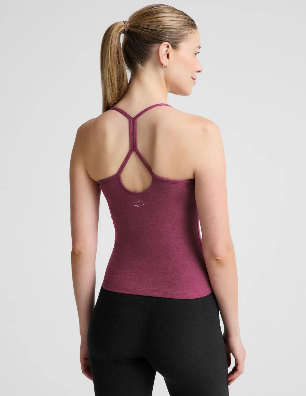 Beyond Yoga Spacedye Slim Racerback Tank linne Pomegranate Heather inbyggd bh