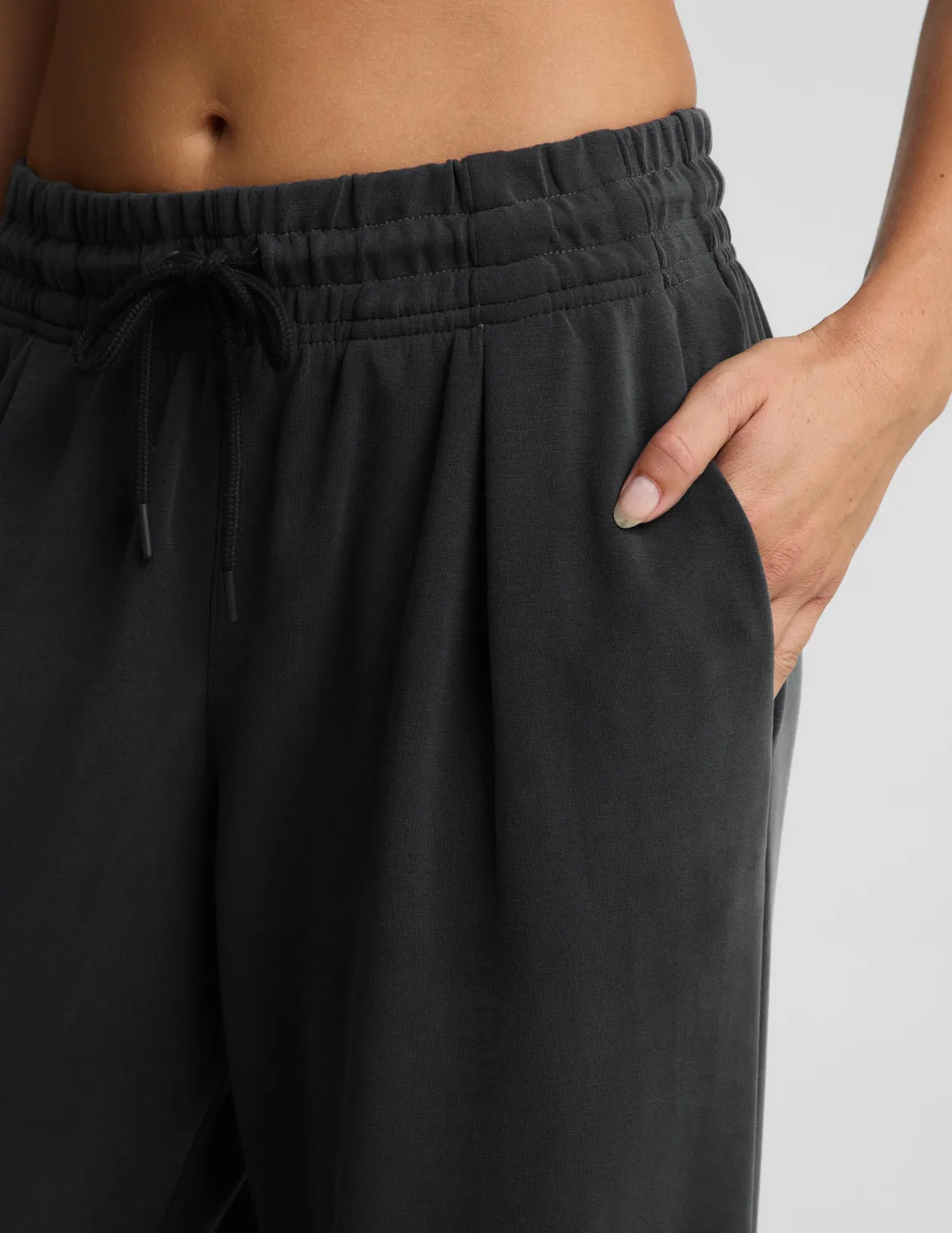 Beyond Yoga Luxe Sandwash Double Knit Wide Leg byxor Dark Charcoal hög midja