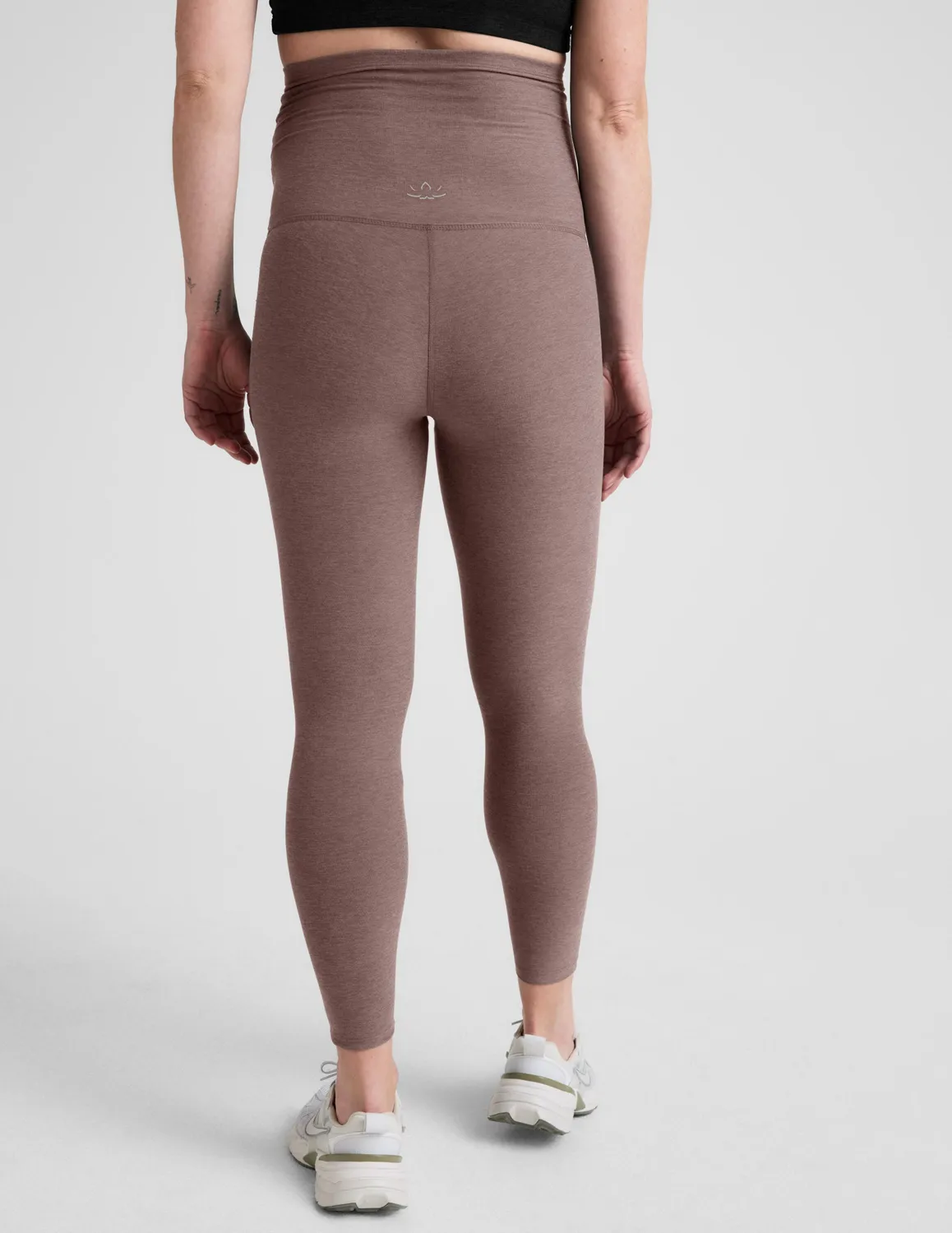 Beyond Yoga Spacedye Love the Bump mammaleggings Rosey Taupe midi