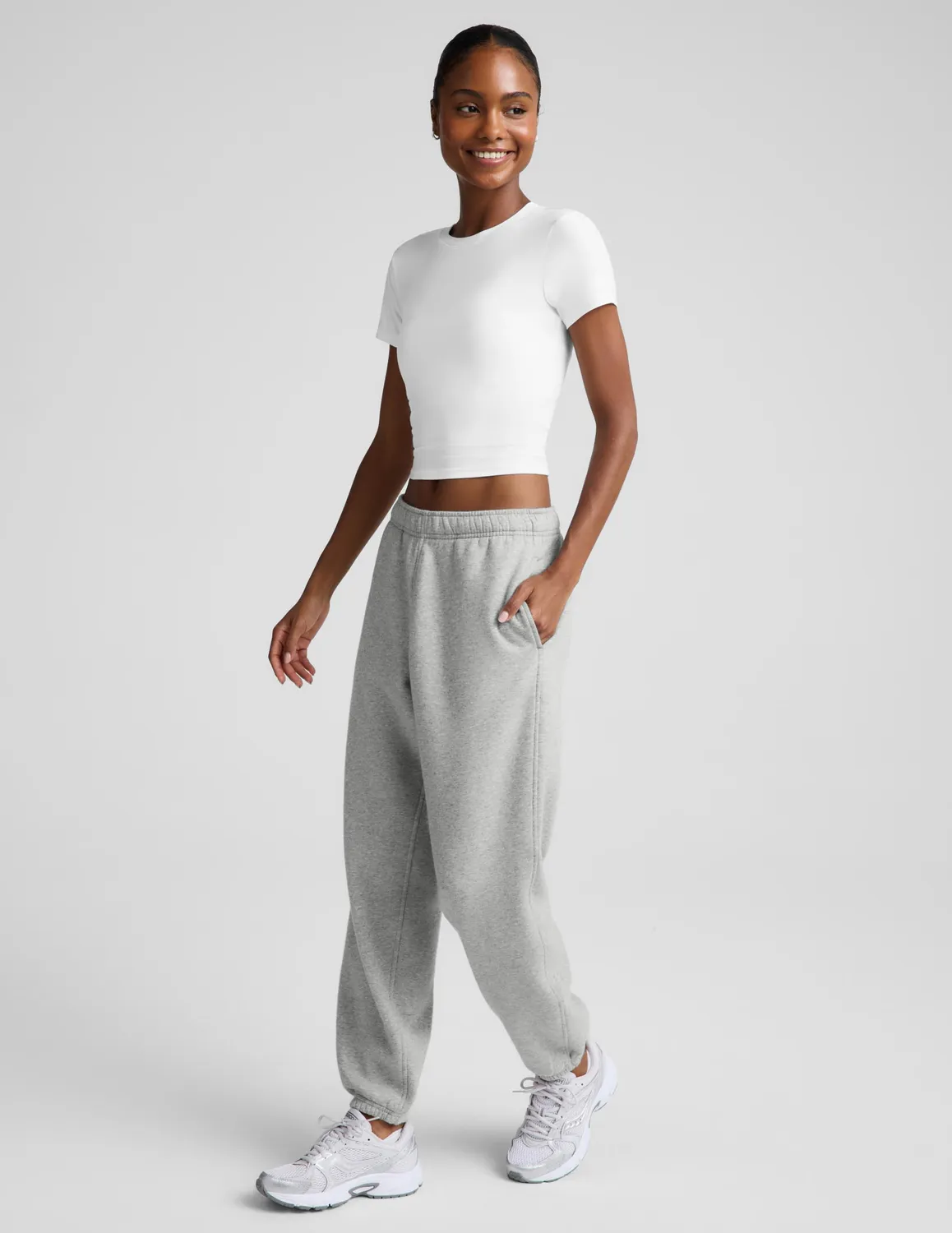 Beyond Yoga LuxeFleece 2.0 Jogger 26" joggerbyxor Heather Gray
