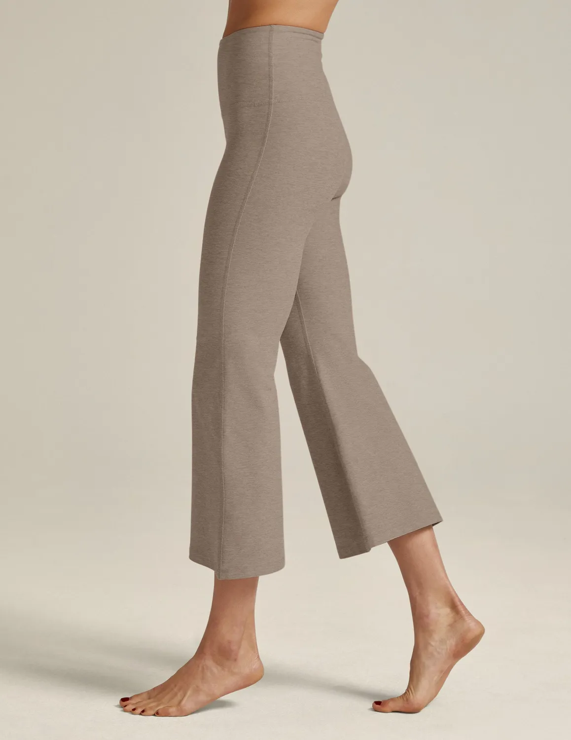 Beyond Yoga Spacedye Retro Cropped byxor Birch Heather