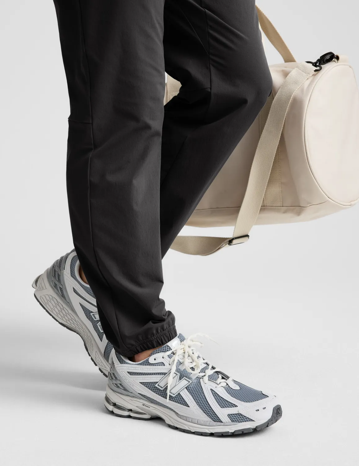 Beyond Yoga On The Go jogger Graphite herr stretch