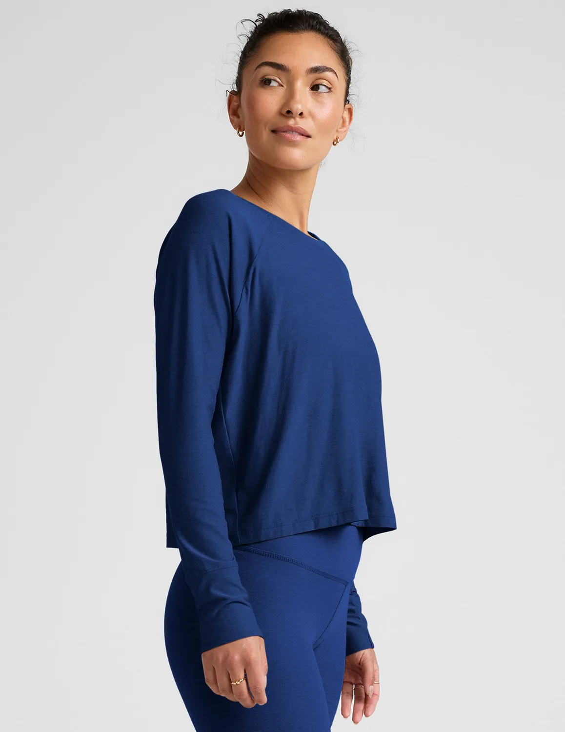 Beyond Yoga Featherweight Daydreamer Pullover långärmad topp marine blue tunn