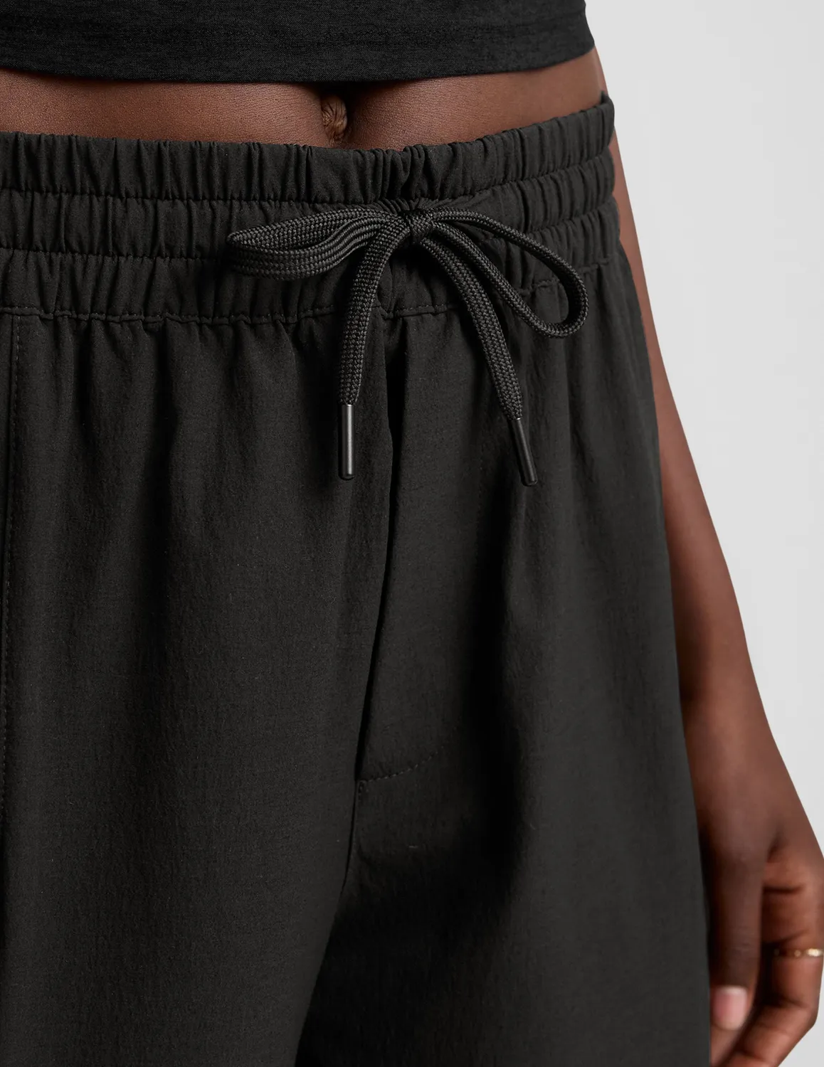 Beyond Yoga Peak Pant friluftsbyxor svart avslappnad