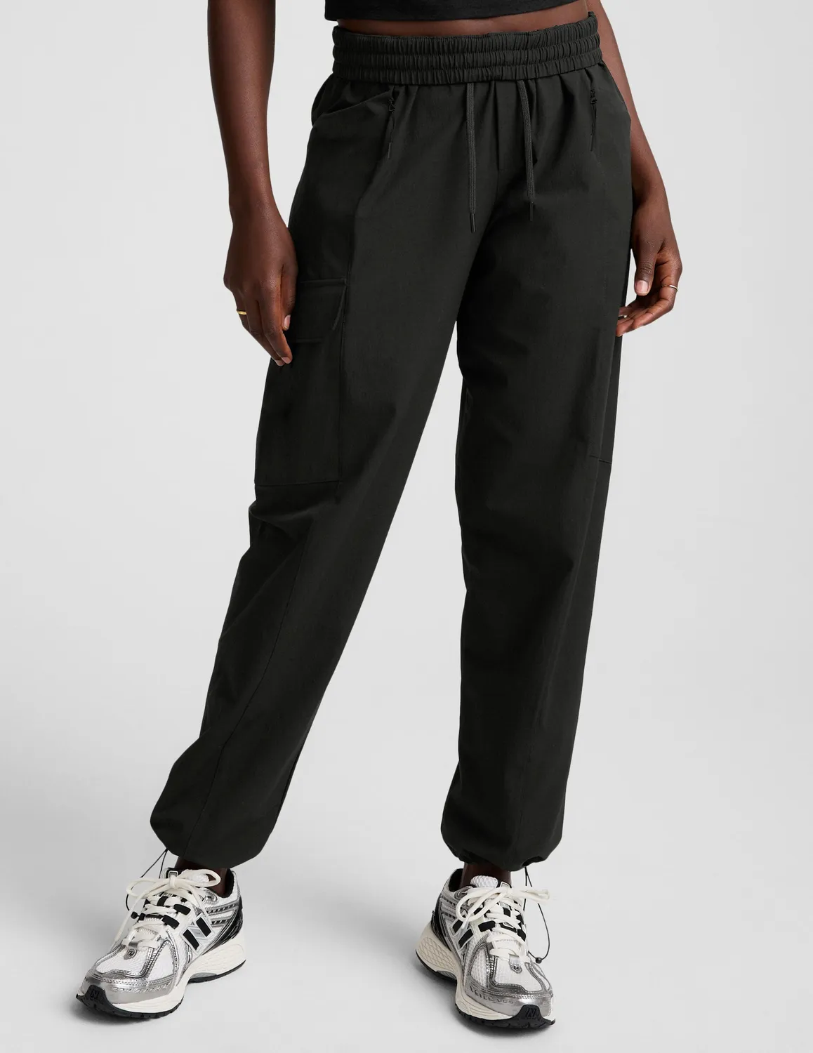 Beyond Yoga Peak Pant friluftsbyxor svart avslappnad