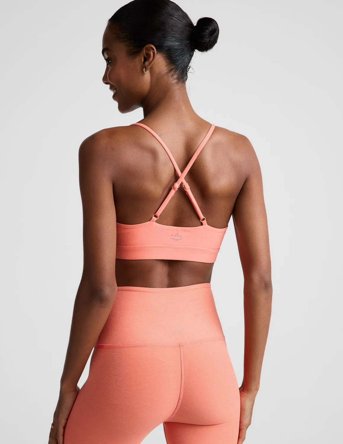 Beyond Yoga Spacedye Twist Front sport-bh dreamsicle melerad korsrygg