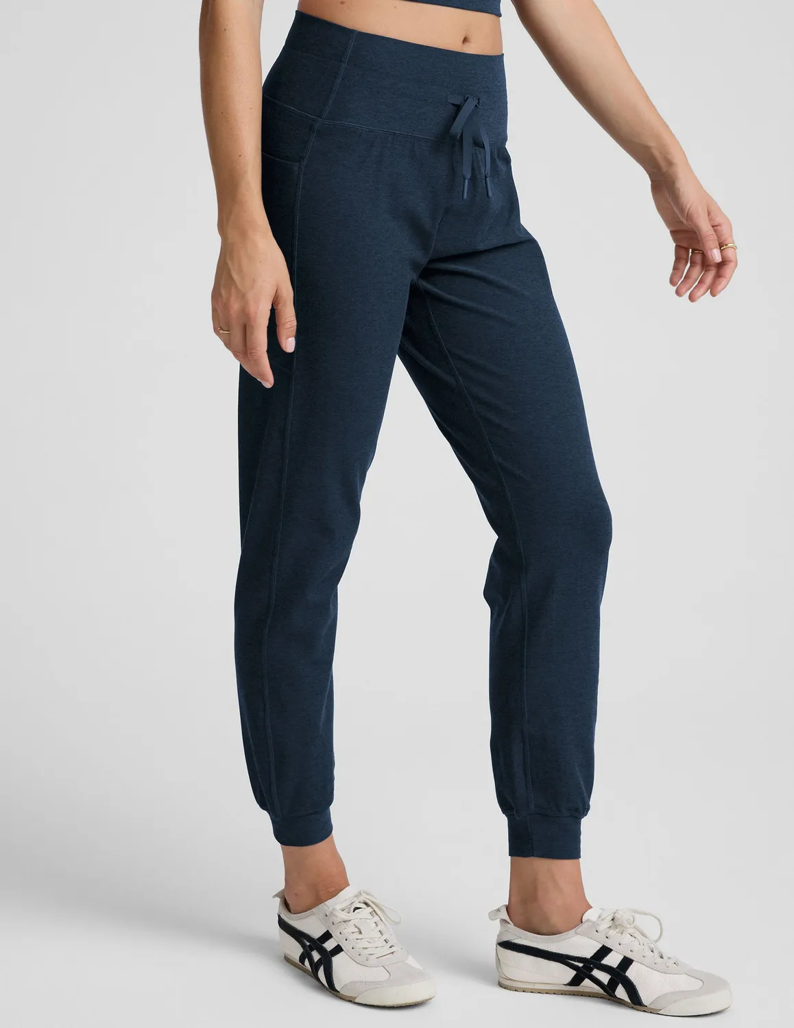 Beyond Yoga Spacedye Go Pocket jogger Nocturnal Navy med fickor