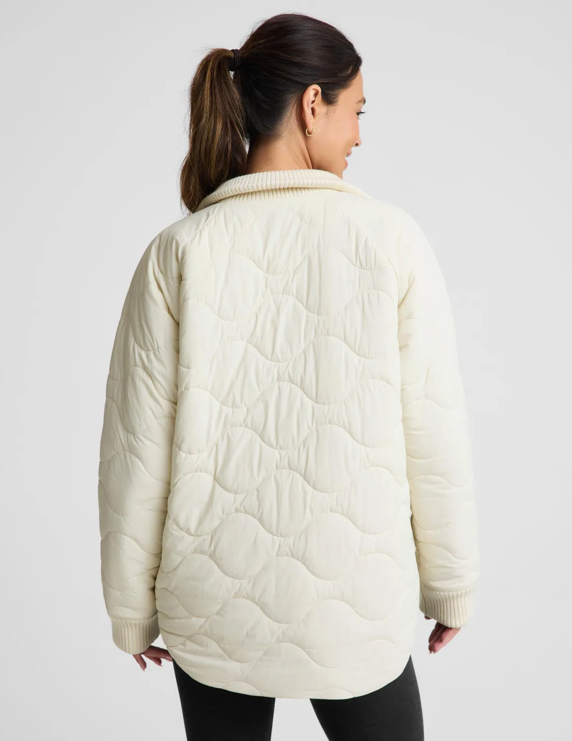 Beyond Yoga Roam Quilted Reversible Jacket jacka Bone/Riverbed