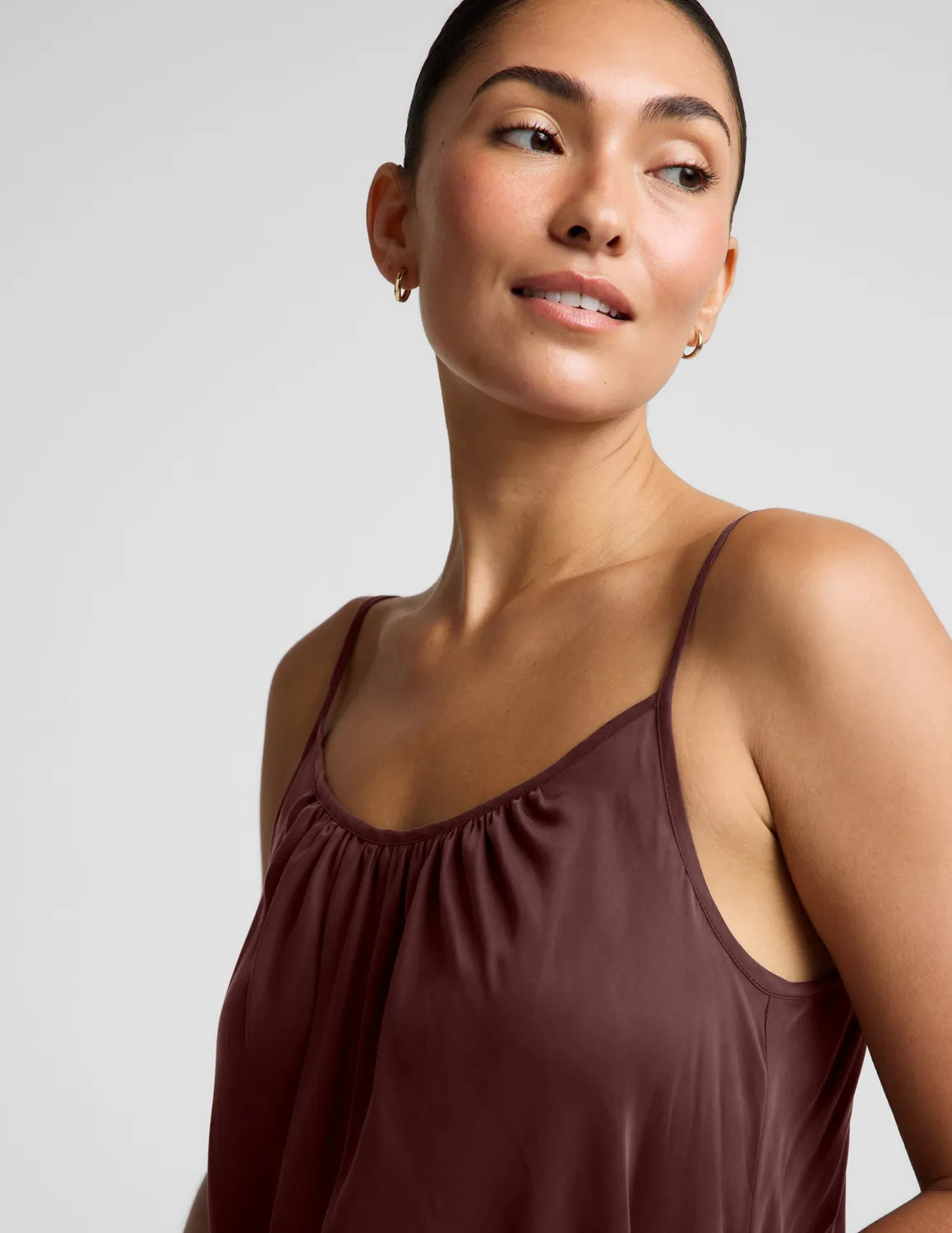Beyond Yoga Sunkissed Cupro miniklänning Iced Mocha