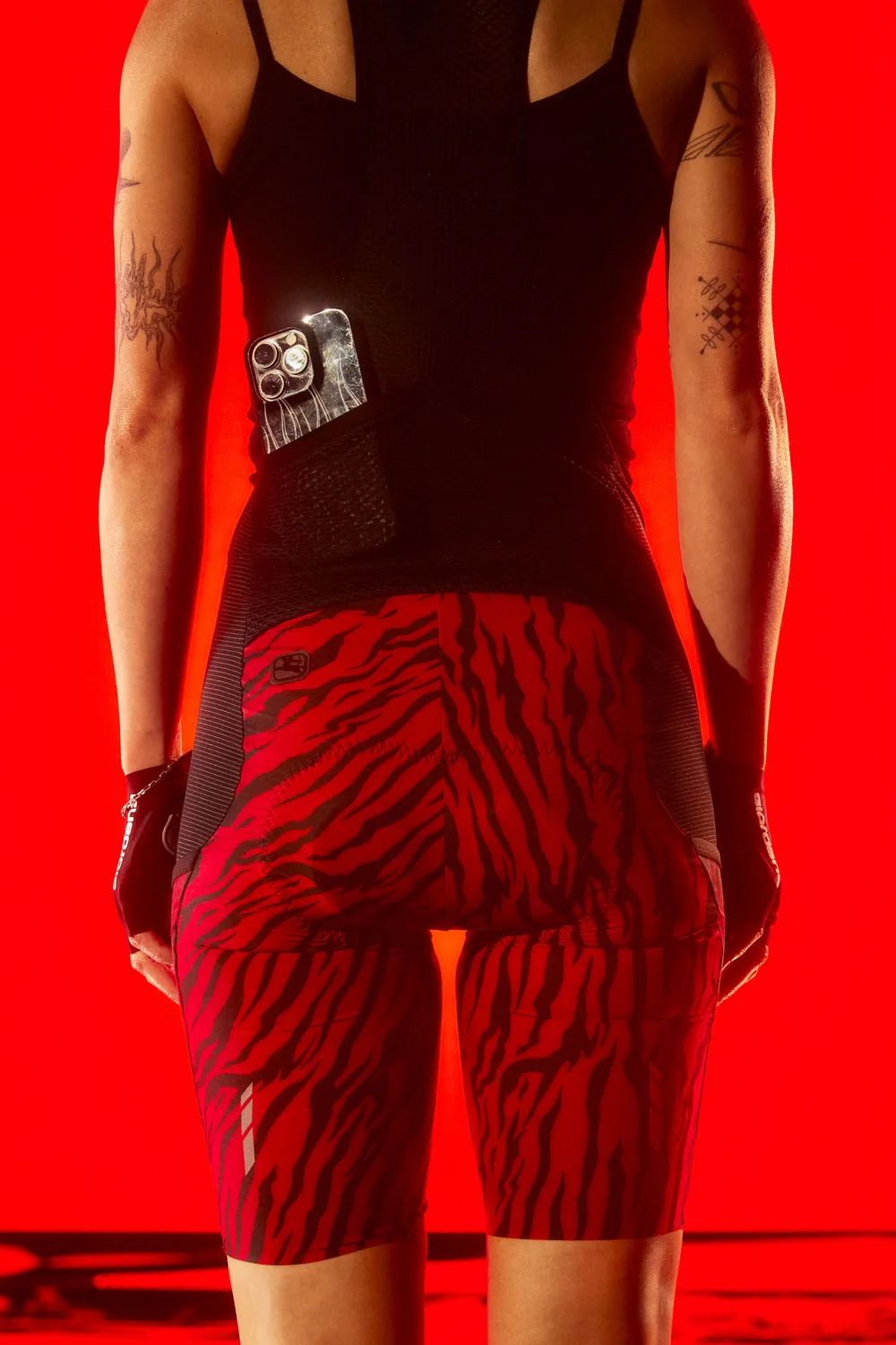 Giordana Beyond Tiger Gravel bibshorts dam röd cargo