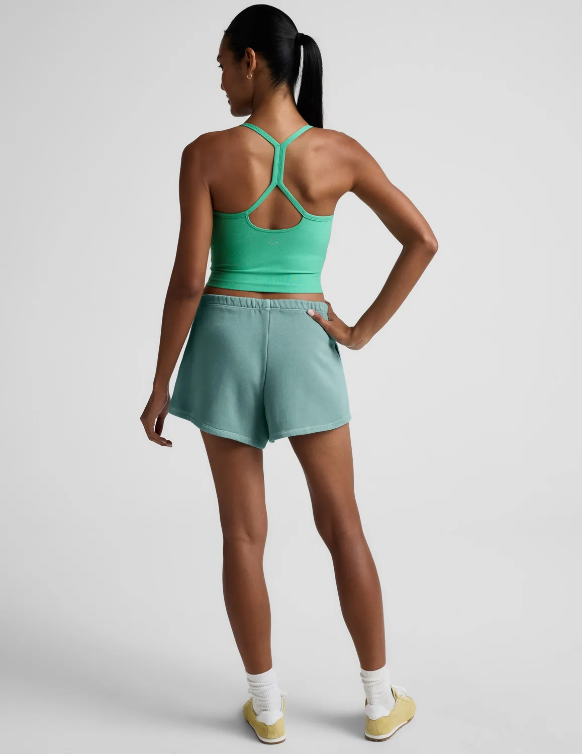 Beyond Yoga Fade Out Mid-Rise Short short grön mid-rise