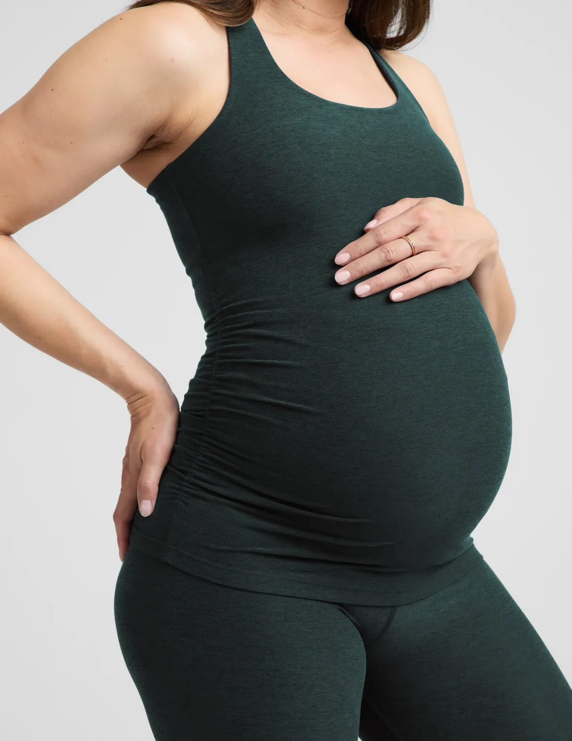 Beyond Yoga Spacedye Bases Covered Maternity Tank linne Dark Ivy Heather gravid