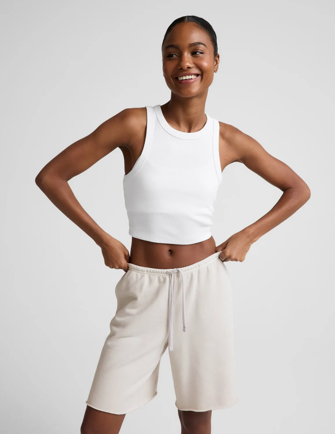 Beyond Yoga Fade Out bermudashorts Washed Vintage White låg midja