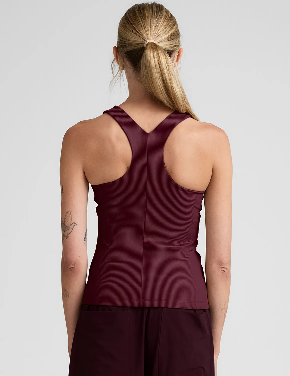 Beyond Yoga Refocus Ribbed Classic Tank linne Dark Cherry stretch