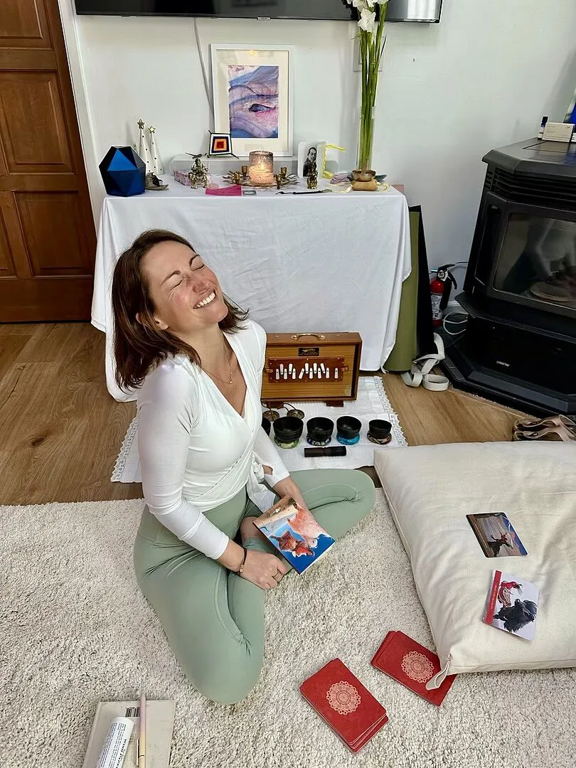 Beyond Yoga Featherweight No Time Wrap topp nocturnal navy blå