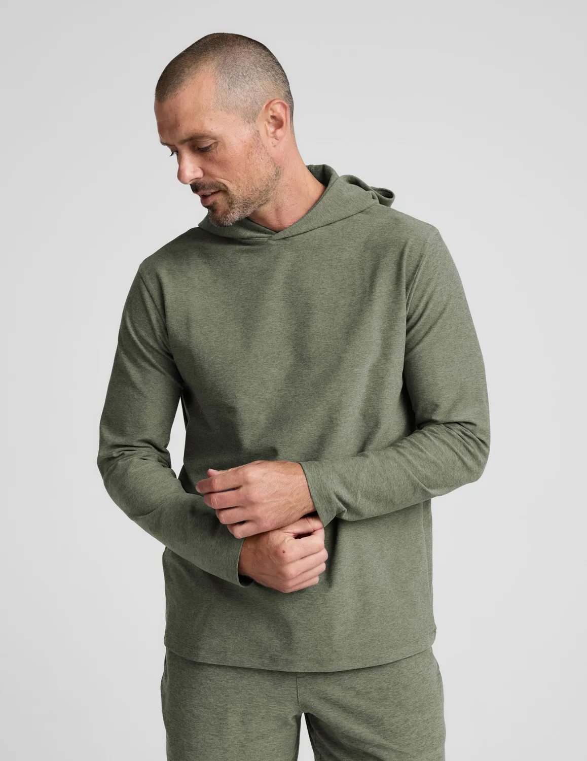 Beyond Yoga Spacedye Go-To Men's Hoodie hoodie Grey Sage Heather