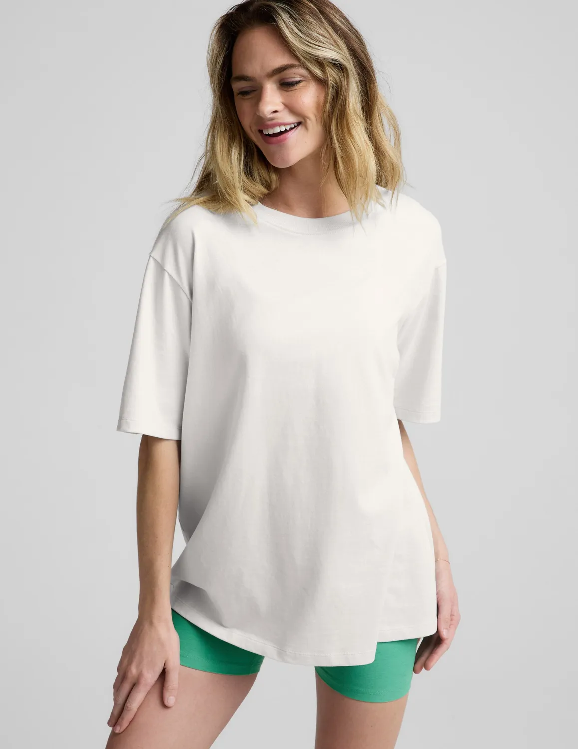 Beyond Yoga SoftKnit Better Than Ever Oversized Cotton Tee t-shirt vit dam