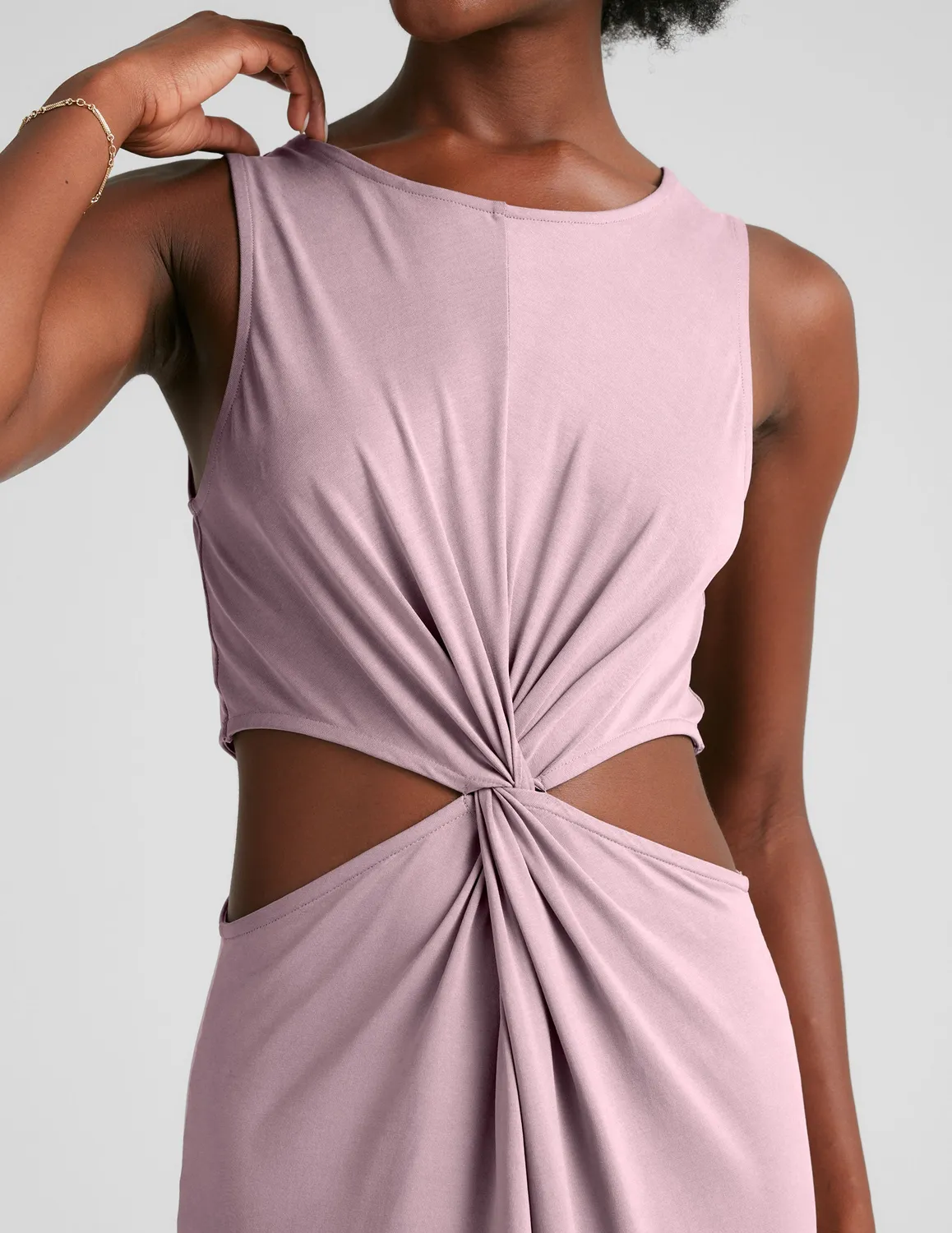 Beyond Yoga Around The World Front Twist klänning Blush Blooms midi