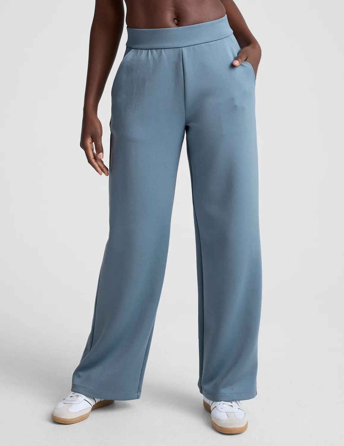 Beyond Yoga In The Flow vida byxor Lunar Blue fickor