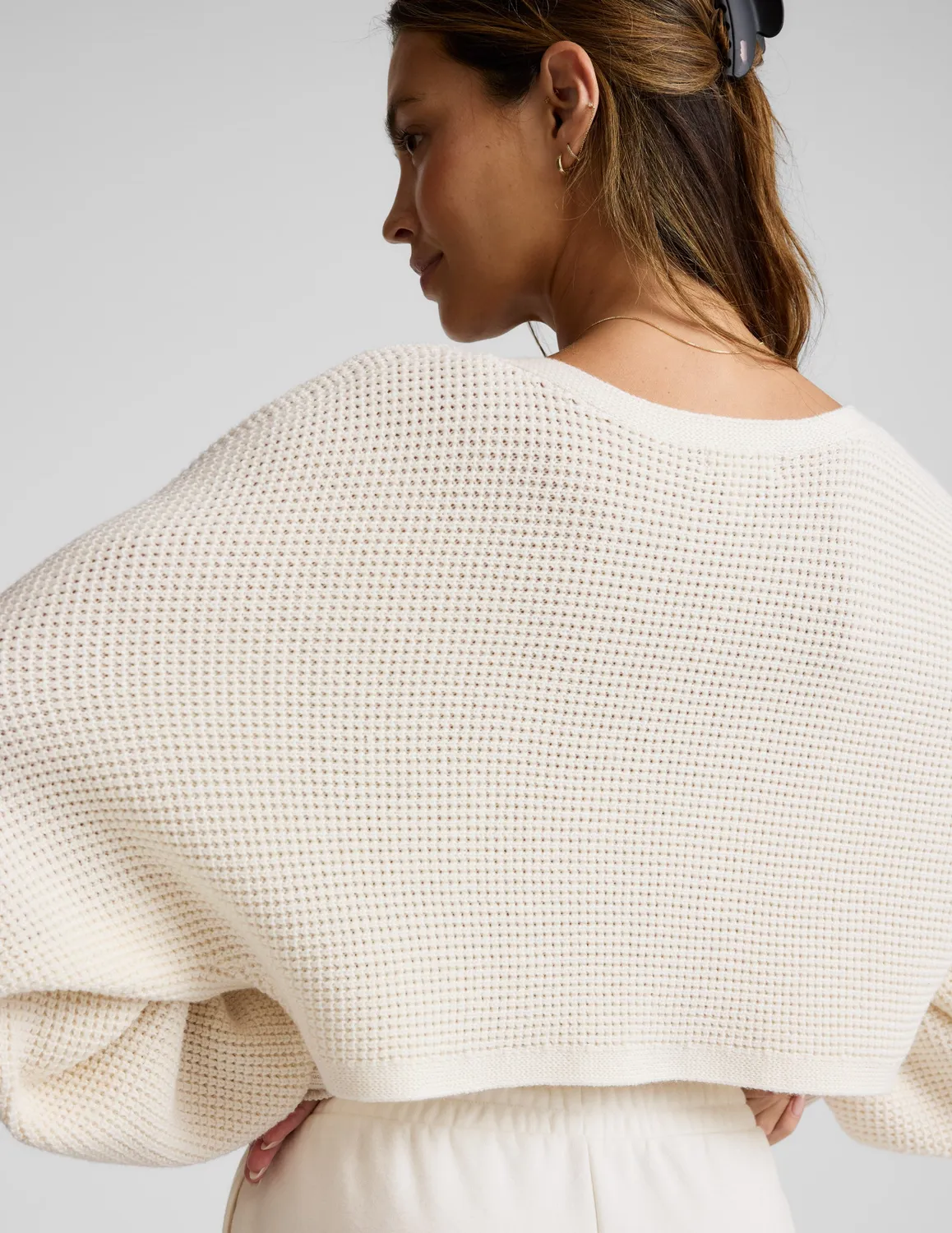 Beyond Yoga Ready For Barre Cropped Sweater tröja Dove vit ull