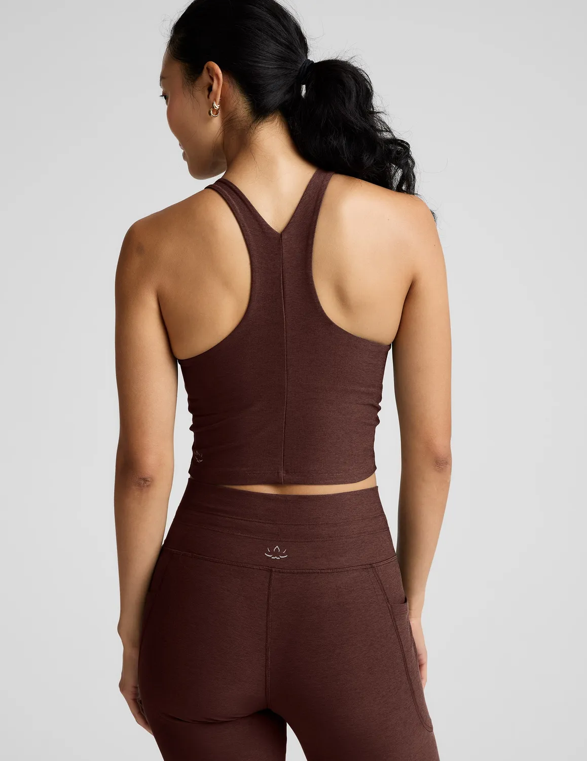 Beyond Yoga Spacedye Refocus Cropped Tank linne Iced Mocha Heather med bh