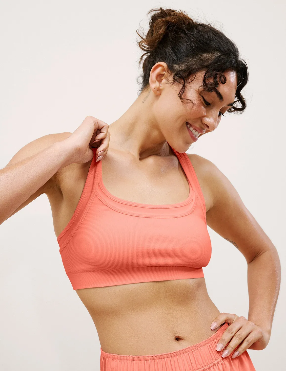 Beyond Yoga Seamless Moves Layered Bra sportbh Dreamsicle sömlös