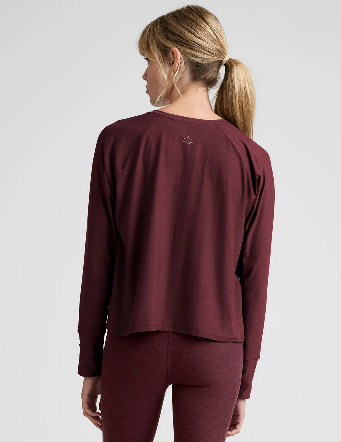 Beyond Yoga Featherweight Daydreamer Pullover tröja Midnight Burgundy mjuk