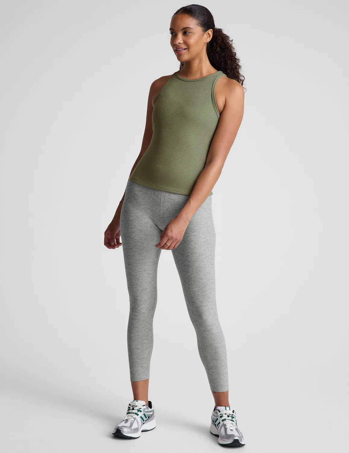 Beyond Yoga Formation linne Green Dusk ribbat