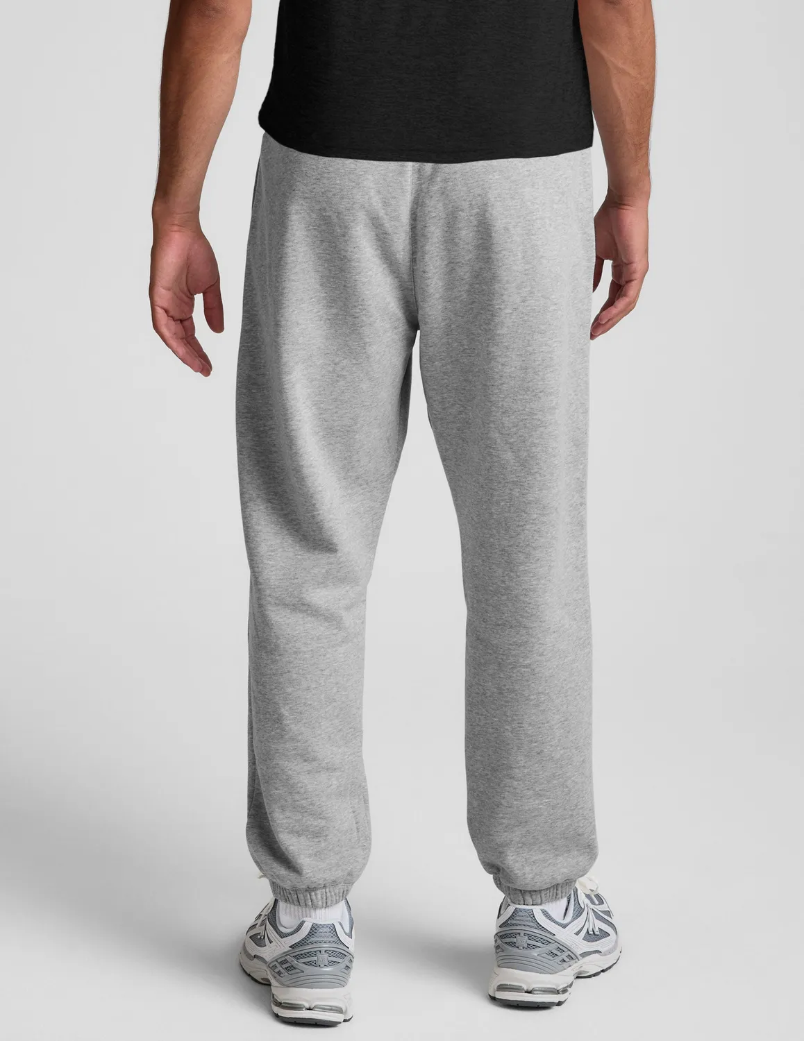Beyond Yoga LuxeFleece Classic Men's Jogger mjukisbyxor ljusgrå fleece