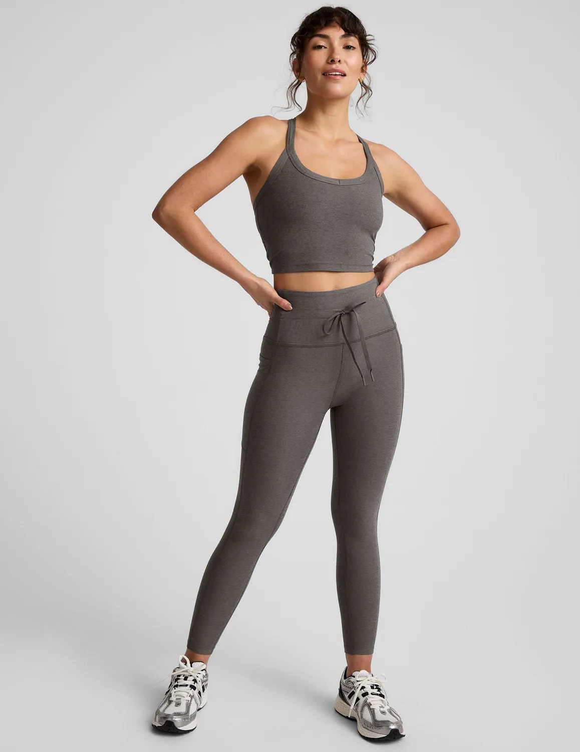 Beyond Yoga Spacedye On The Up Cropped Tank linne True Gray melerat