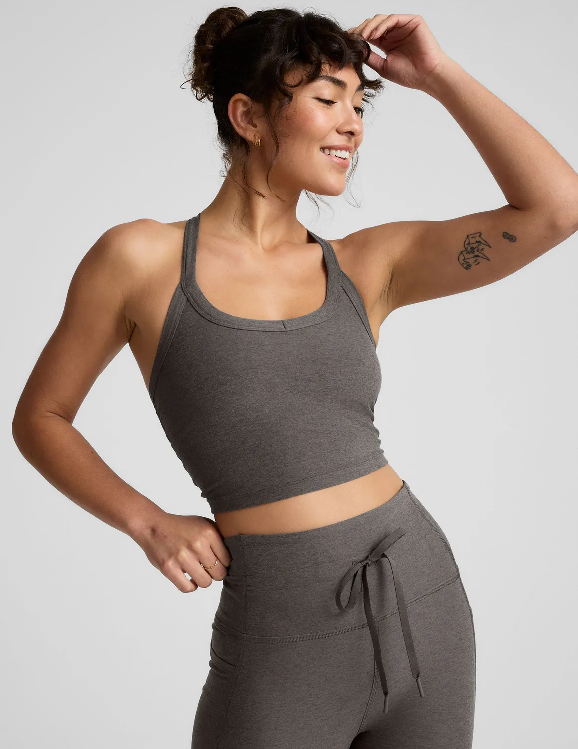 Beyond Yoga Spacedye On The Up Cropped Tank linne True Gray melerat