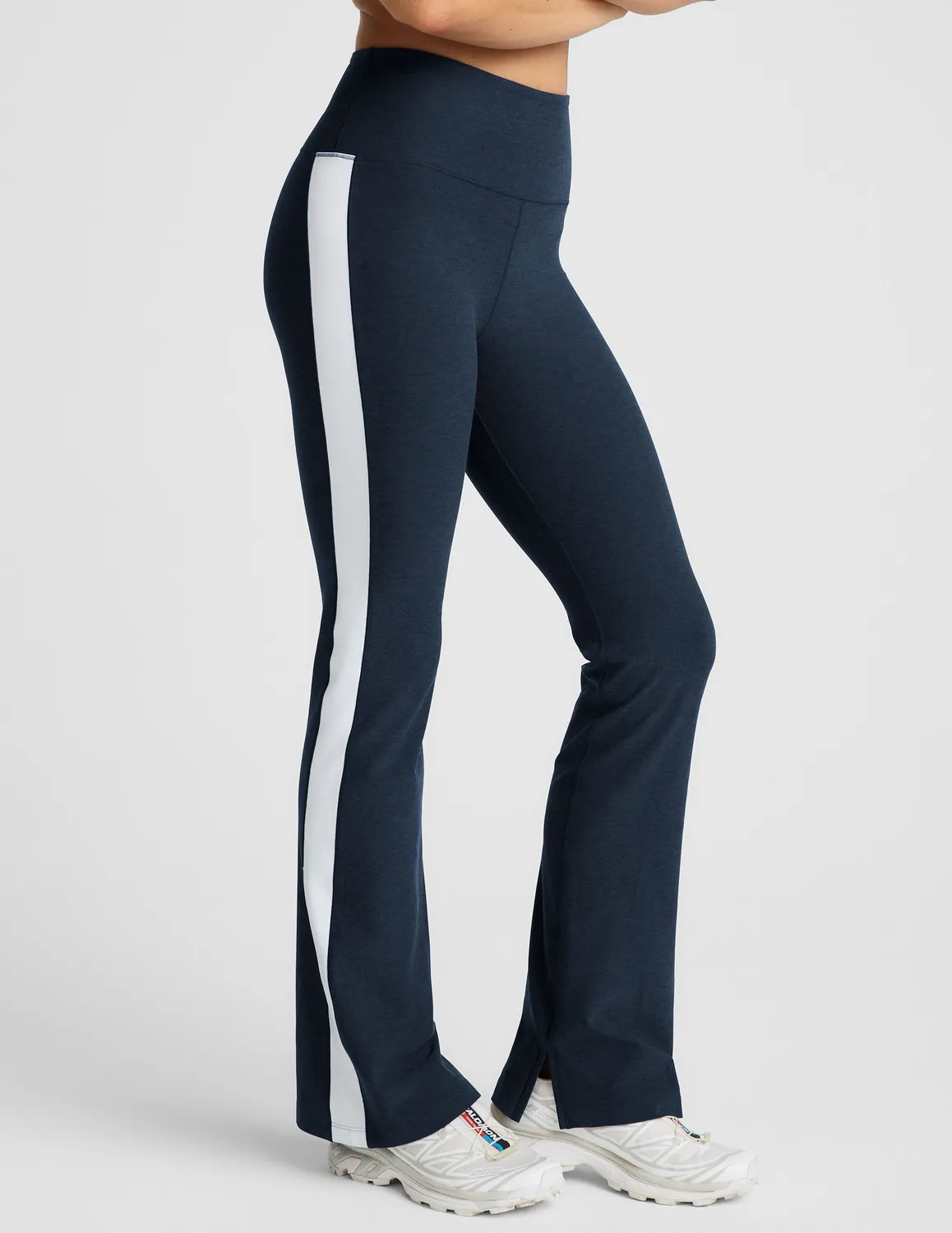 Beyond Yoga Spacedye Gemini Colorblock Side Slit Pant byxor blå bootcut