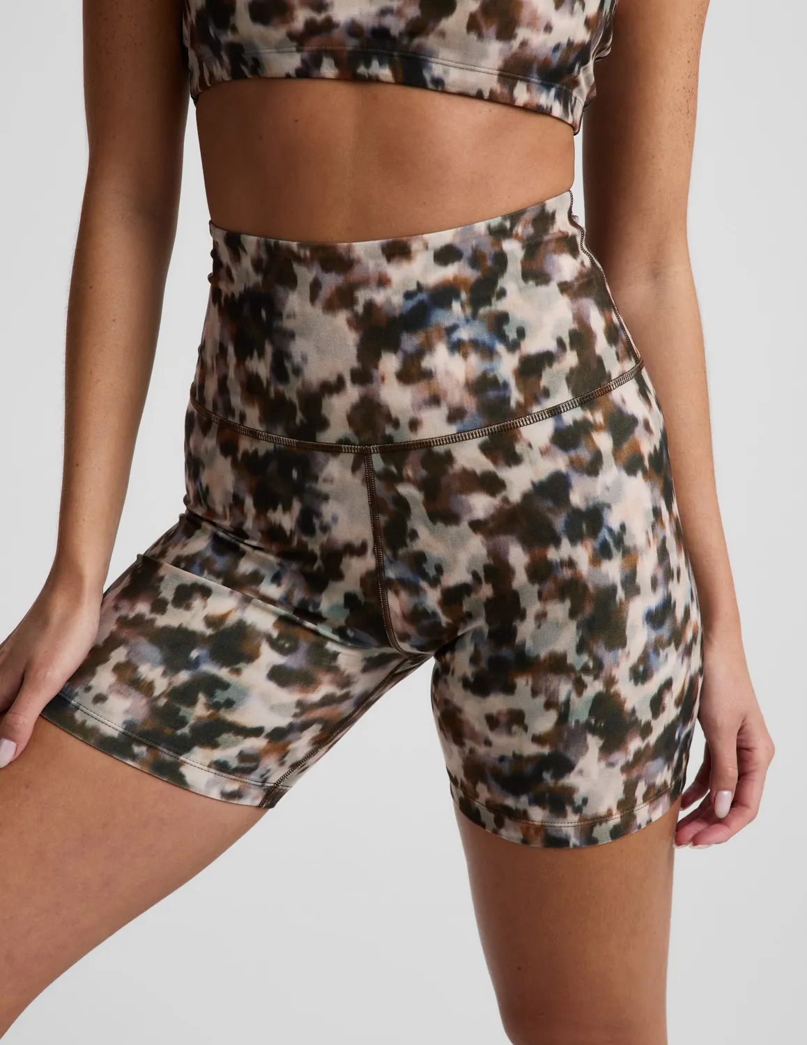 Beyond Yoga SoftMark Keep Pace Biker Short cykelbyxor mönstrad 5"