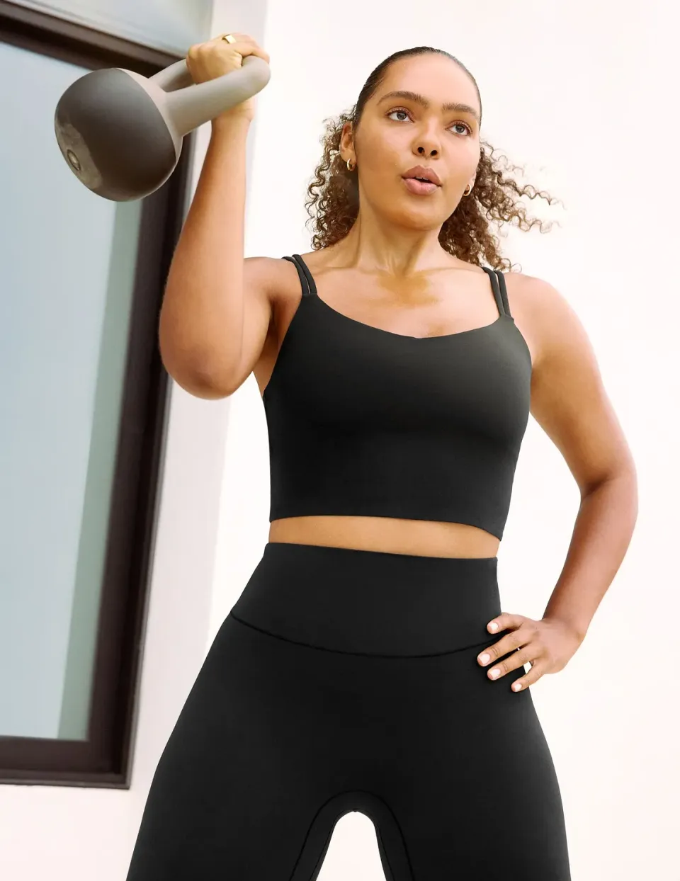 Beyond Yoga glowzone Strappy Cropped Tank träningslinne Pitch Black
