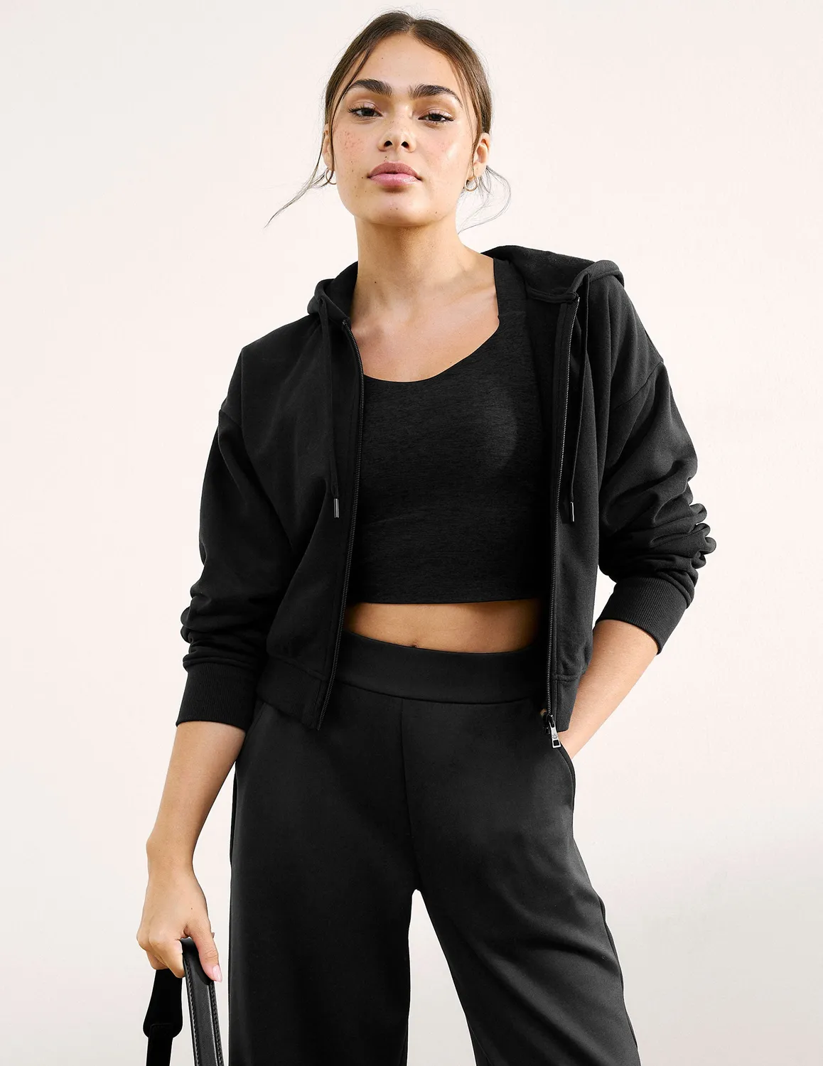 Beyond Yoga Spacedye Twist Through Cropped Tank träningstopp Darkest Night BH