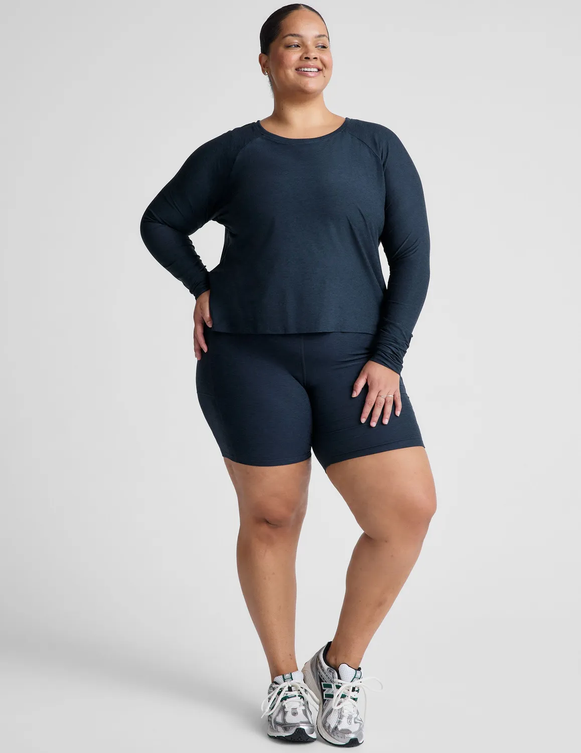 Beyond Yoga Featherweight Daydreamer pullover Nocturnal Navy lätt