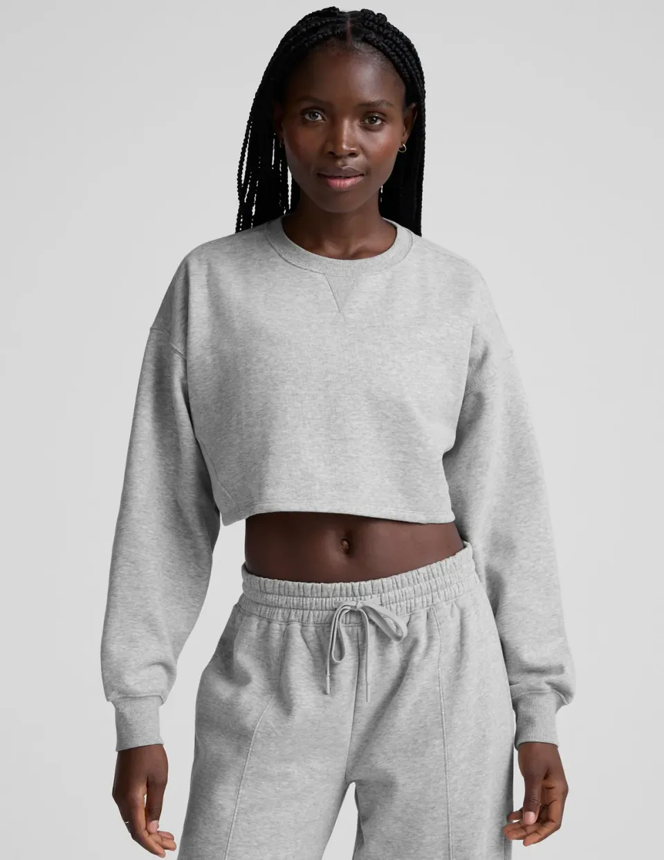 Beyond Yoga LuxeFleece Cropped sweatshirt Light Heather Gray grå