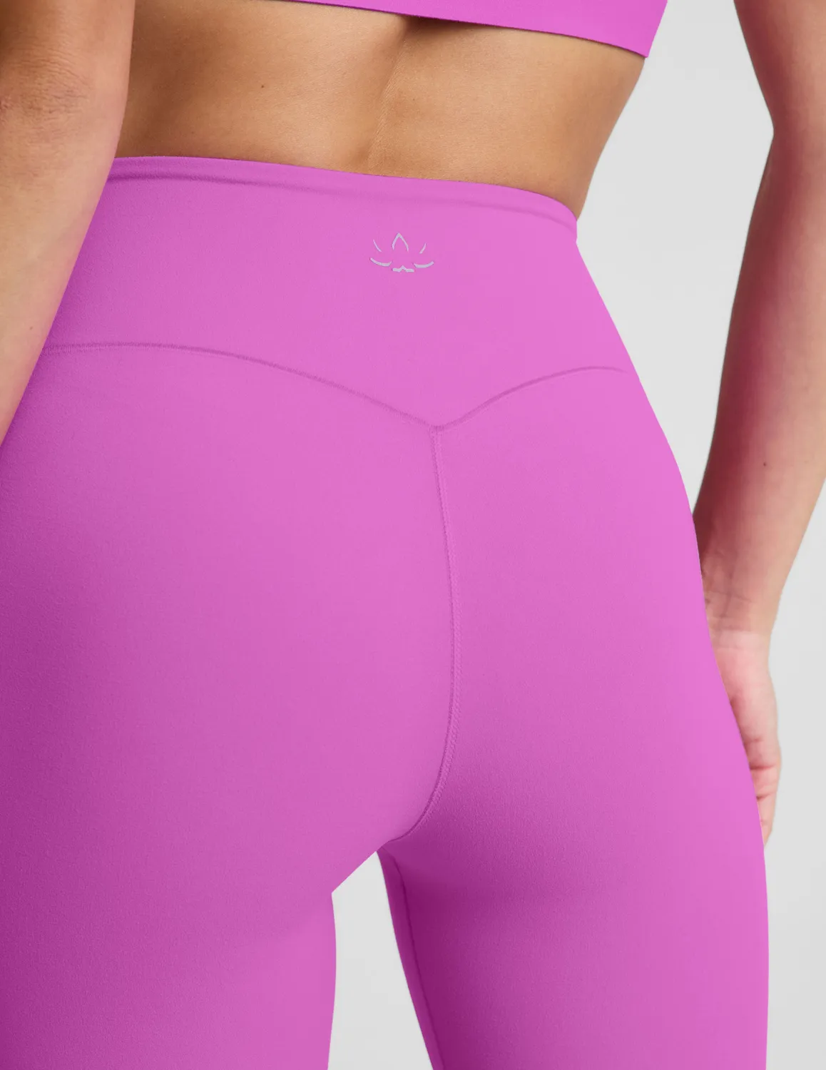 Beyond Yoga Glowzone High Waisted Midi Leggings Electric Fuchsia rosa