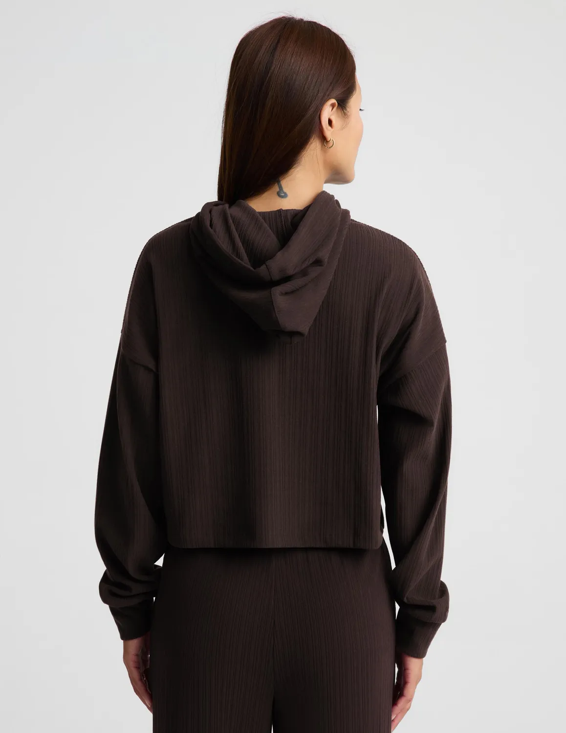 Beyond Yoga Breathe Easy ribbad hoodie dark chocolate brun