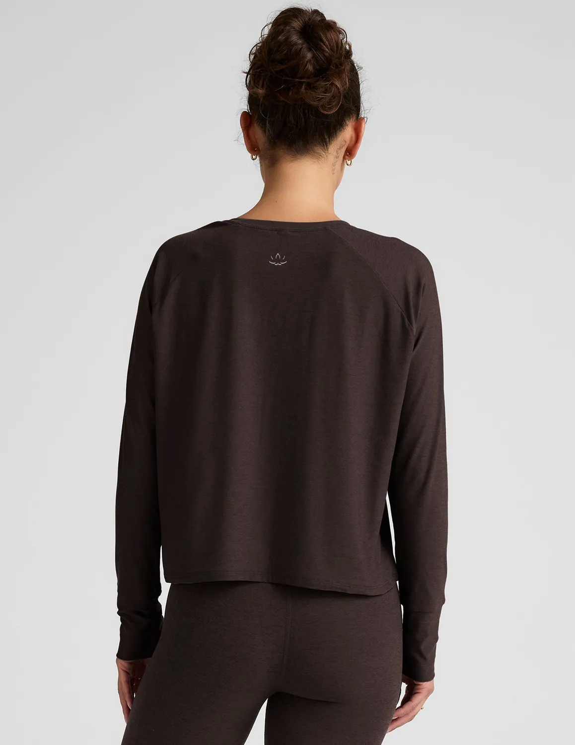 Beyond Yoga Featherweight Daydreamer Pullover tröja Dark Chocolate lätt