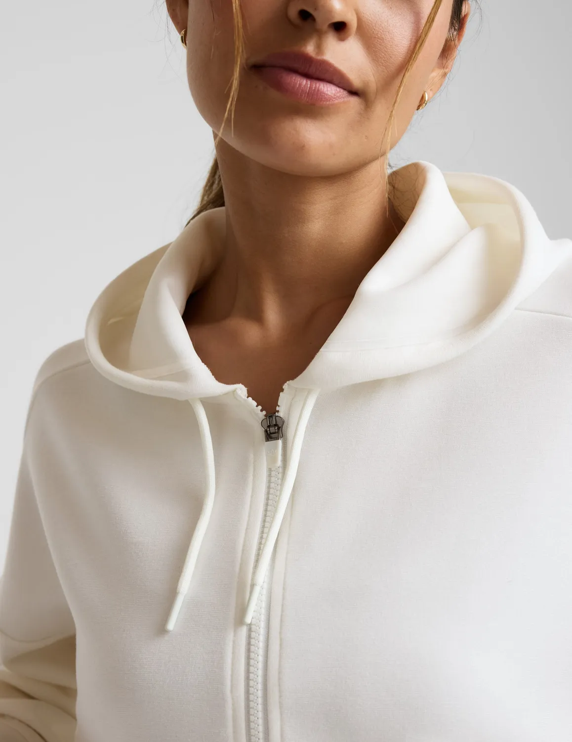Beyond Yoga SoftSpring Full Zip Hooded Jacket hoodie Glacier vit boxig